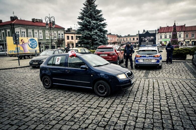  Samochodowy strajk kobiet w Skierniewicach [ZDJĘCIA, FILM] 