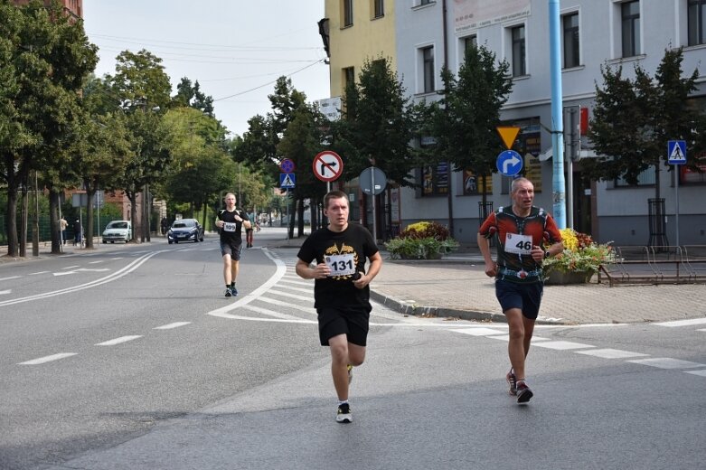  Sebastian Duszyński najlepszy w najważniejszej biegowej imprezie 2021 roku! 