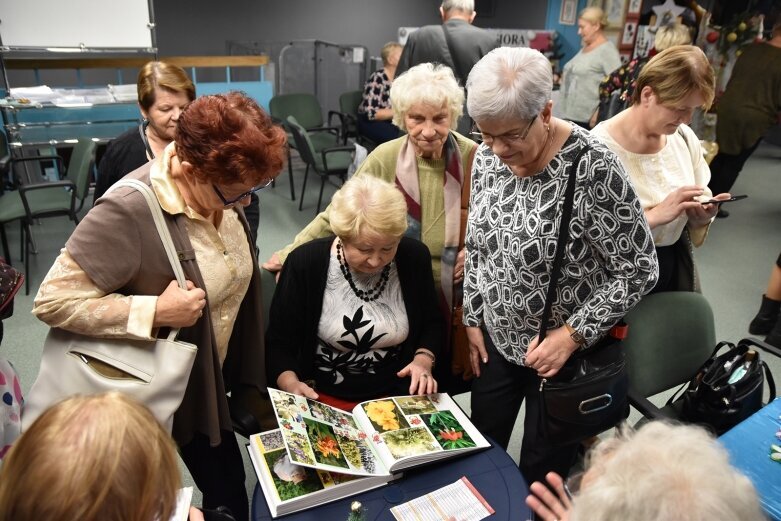  Seniorzy z całego województwa zaprezentowali swoje talenty 