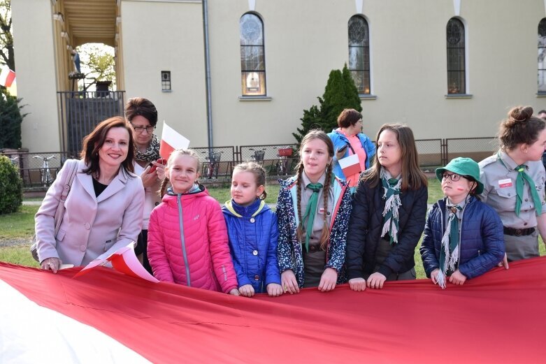  Setki mieszkańców na obchodach Dnia Flagi w Skierniewicach 