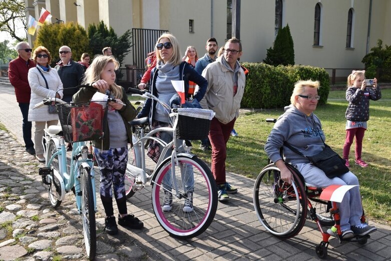  Setki mieszkańców na obchodach Dnia Flagi w Skierniewicach 