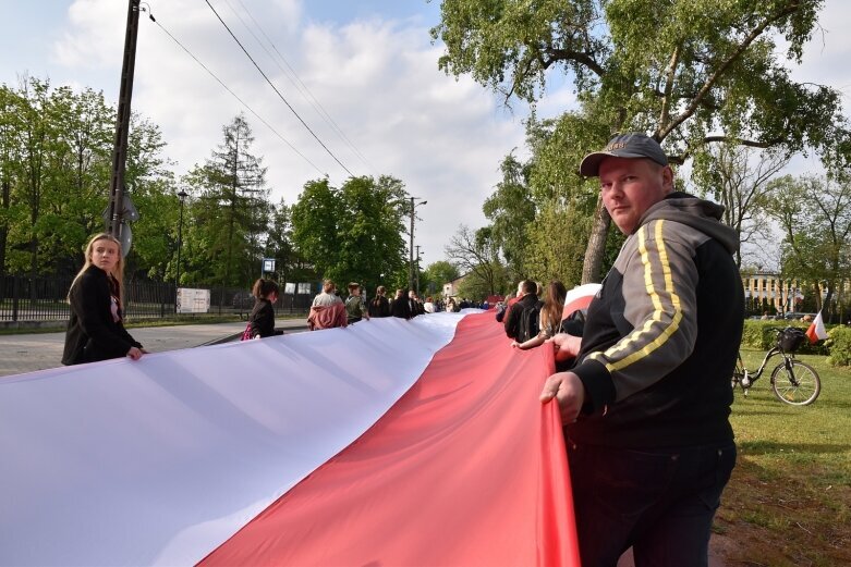  Setki mieszkańców na obchodach Dnia Flagi w Skierniewicach 