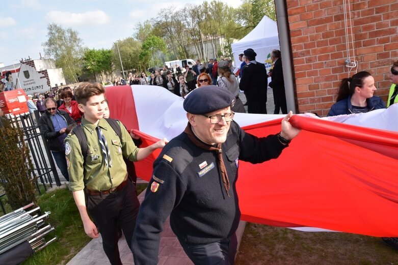  Setki mieszkańców na obchodach Dnia Flagi w Skierniewicach 