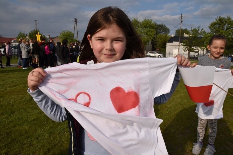  Setki mieszkańców na obchodach Dnia Flagi w Skierniewicach 