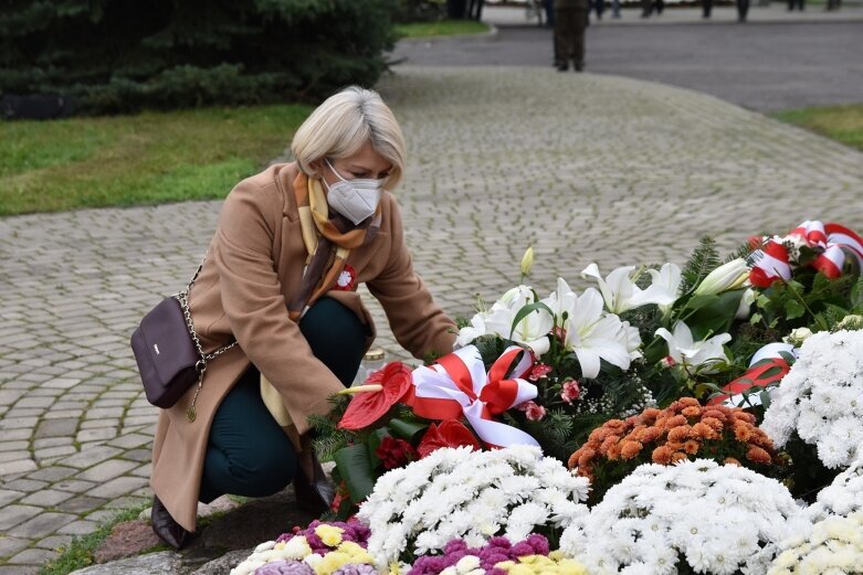  Skierniewice: Uczczono 102 rocznicę odzyskania przez Polskę niepodległości 