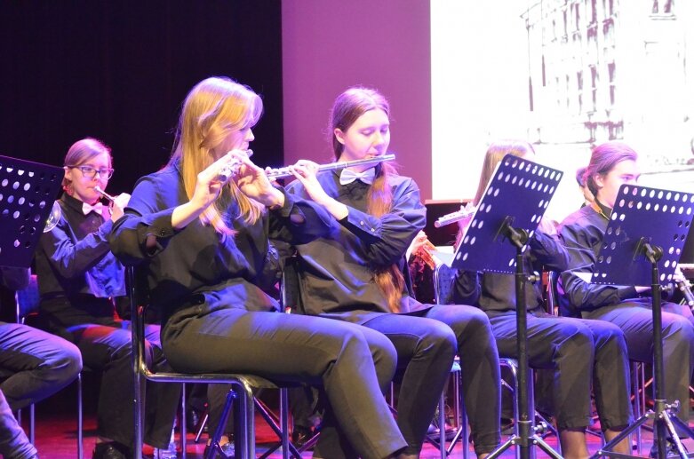  Skierniewicki koncert noworoczny przyciągnął tłum melomanów 