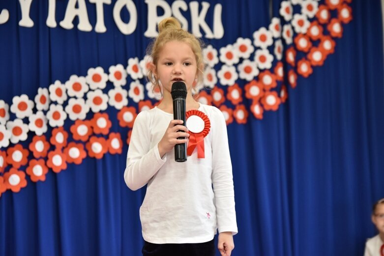  Skierniewickie przedszkolaki dla Niepodległej 