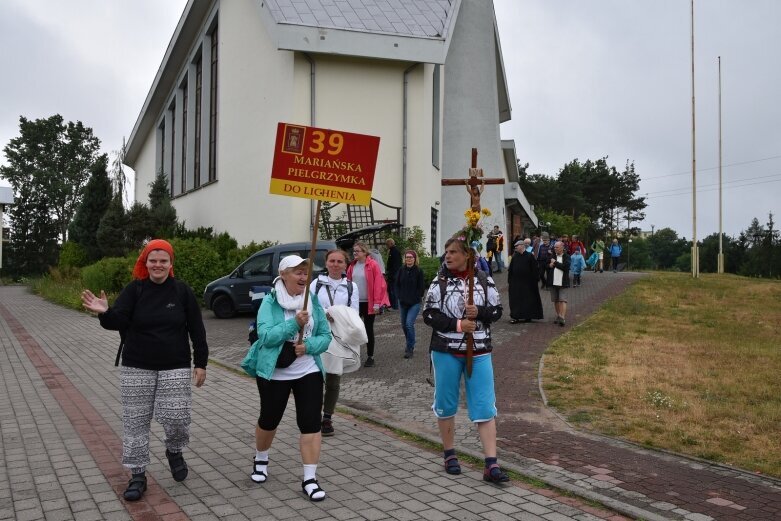  Skierniewiczanie gościli pątników zmierzających do Lichenia 