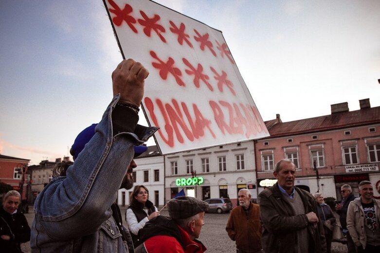  Skierniewiczanie, Polacy, Europejczycy 