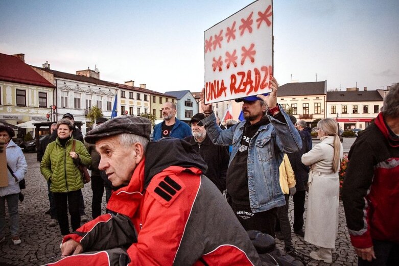  Skierniewiczanie, Polacy, Europejczycy 