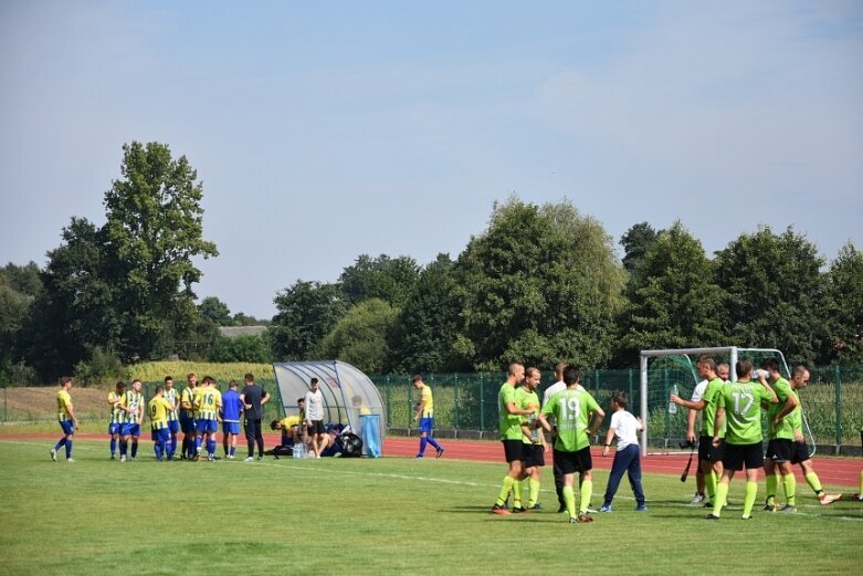  Słaby start sezonu zespołów z powiatu w okręgówce 