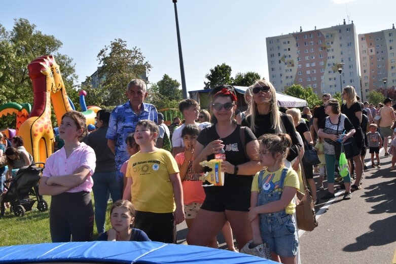  Słoneczna zabawa pochłonęła bez reszty małych i dużych skierniewiczan 