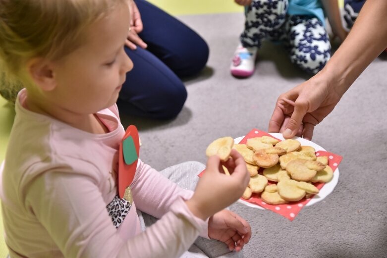  Smakowali jabłek na wiele sposobów 