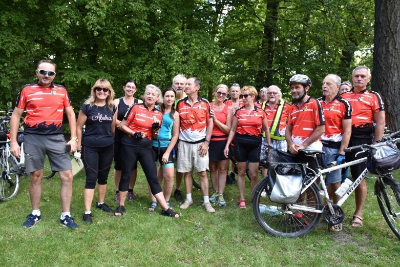  Śniadanie na trawie, czyli wielki piknik z muzyką na żywo 