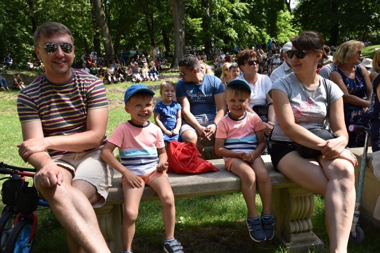  Śniadanie na trawie, czyli wielki piknik z muzyką na żywo 