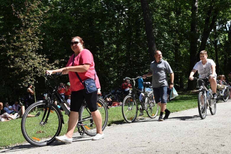  Śniadanie na trawie, czyli wielki piknik z muzyką na żywo 