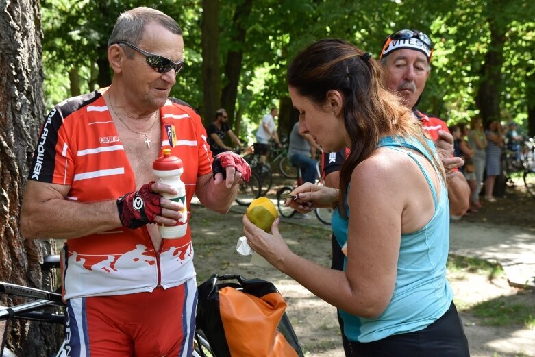  Śniadanie na trawie, czyli wielki piknik z muzyką na żywo 