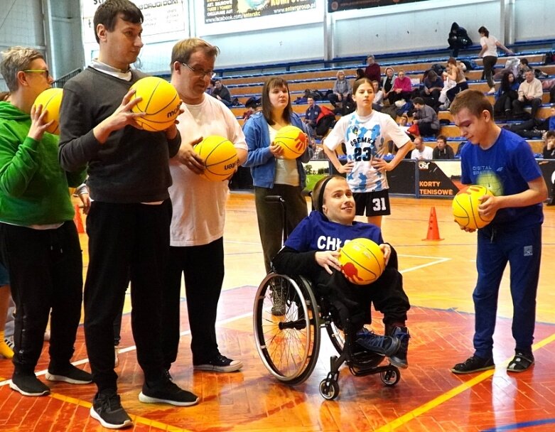  Sportowe święto osób z niepełnosprawnościami 