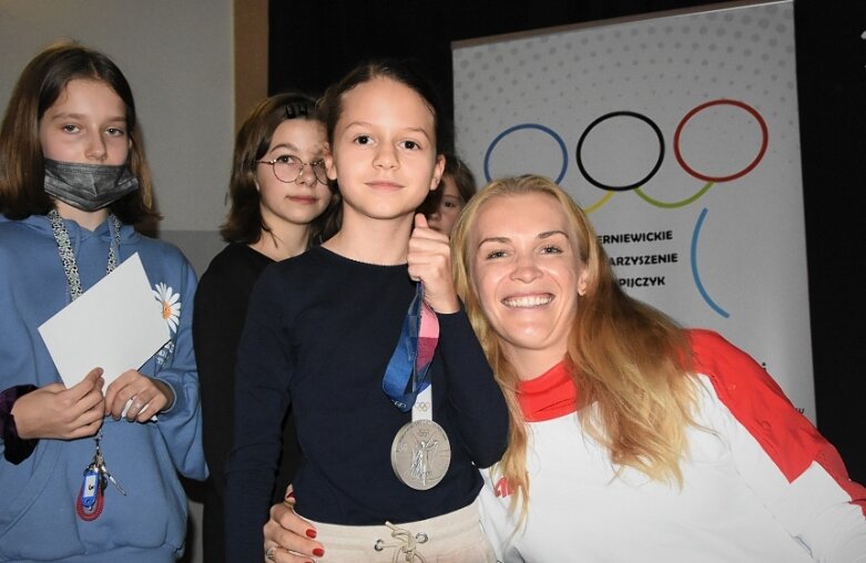  Spotkanie z medalistką olimpijską! Agnieszka Kobus-Jaworska gościem SP nr 9! 