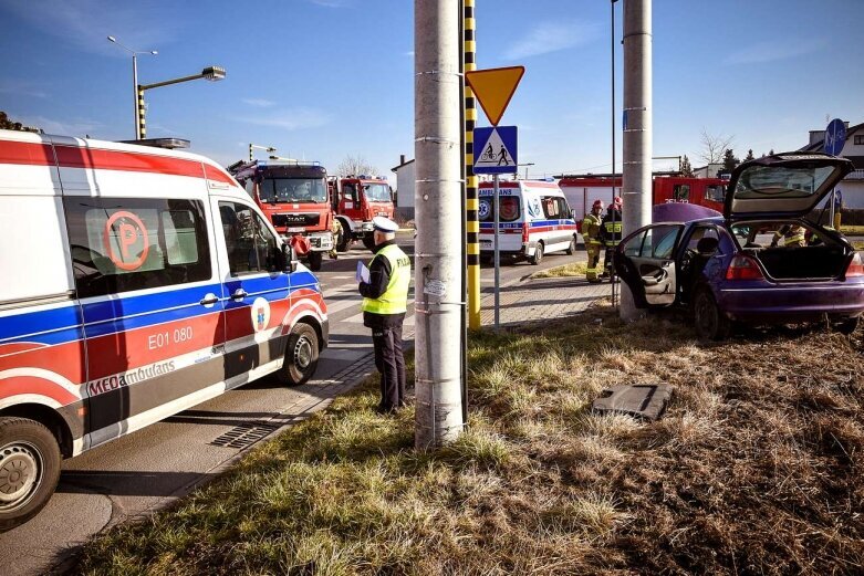  Sprawcą wypadku kobieta w ciąży bez prawa jazdy 