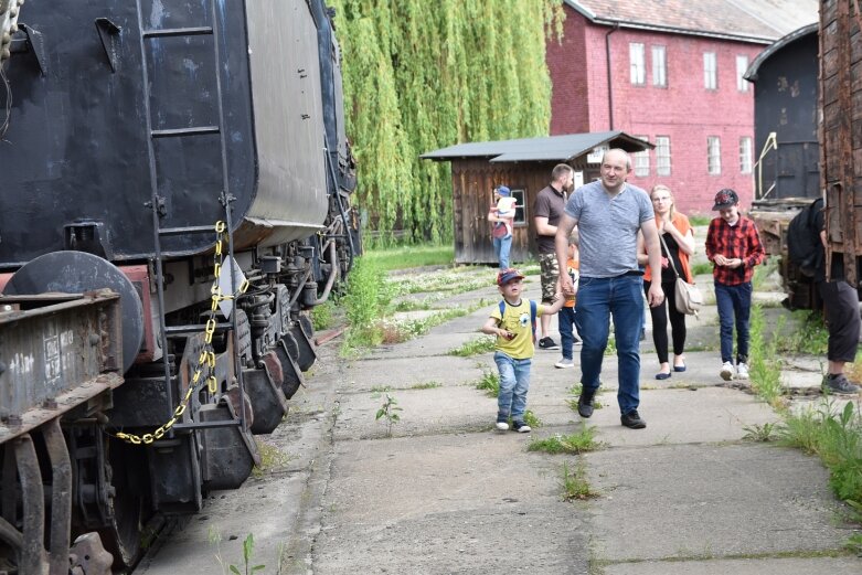  Stare pociągi zachwycają zarówno młodszych jak i starszych 