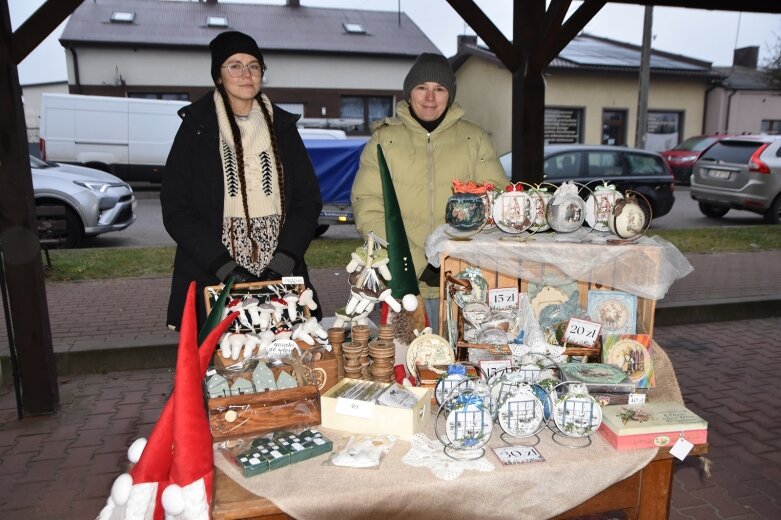  Świąteczny jarmark w Jeżowie 