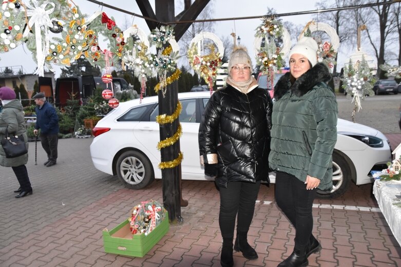  Świąteczny jarmark w Jeżowie 