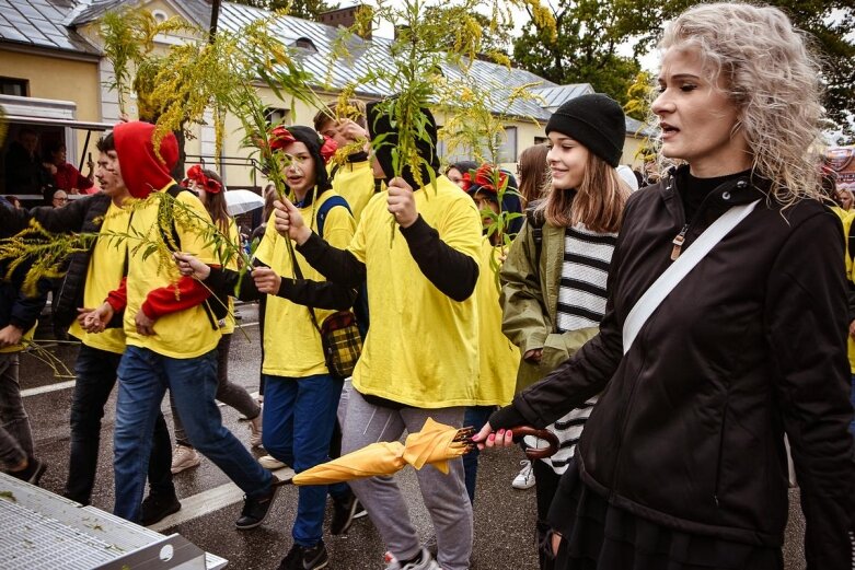  Święto kwiatów 2021: Parada (ZDJĘCIA) 