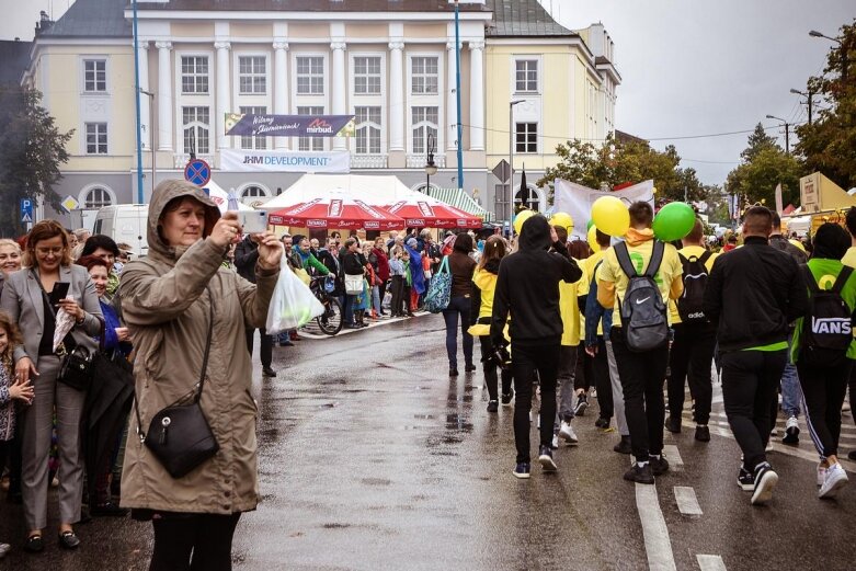  Święto kwiatów 2021: Parada (ZDJĘCIA) 