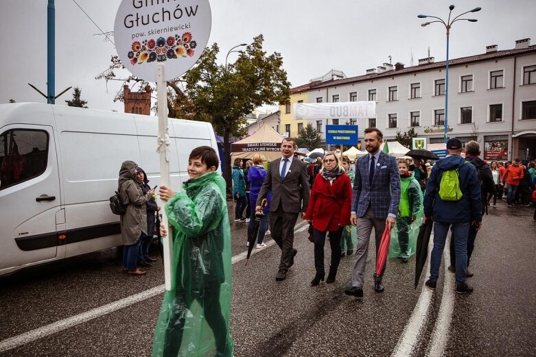  Święto kwiatów 2021: Parada (ZDJĘCIA) 