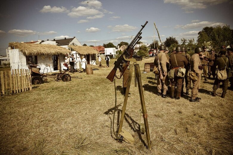  Święto Wojska Polskiego w Skierniewicach – rekonstrukcja historyczna 