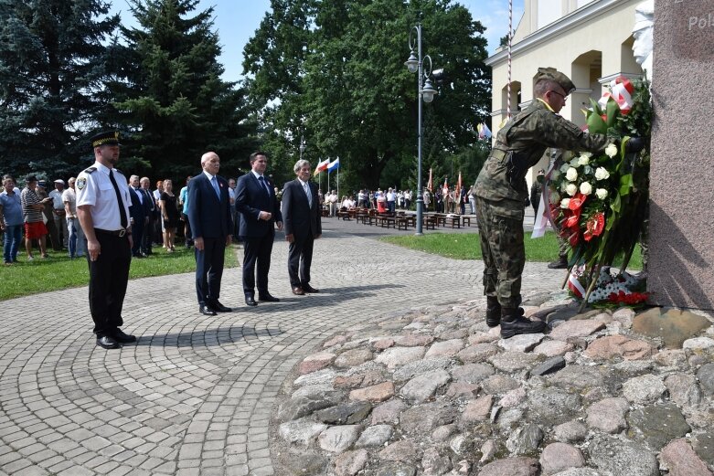  Święto Wojska Polskiego w Skierniewicach pod znakiem pikniku żołnierskiego 