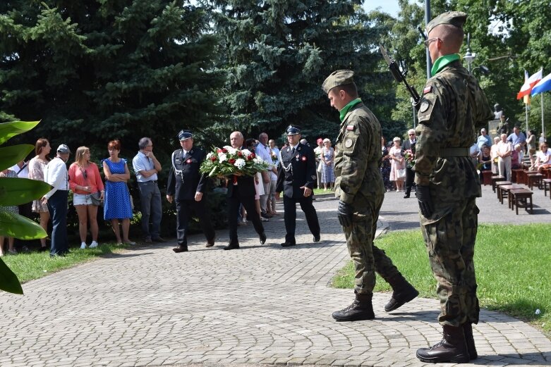  Święto Wojska Polskiego w Skierniewicach pod znakiem pikniku żołnierskiego 