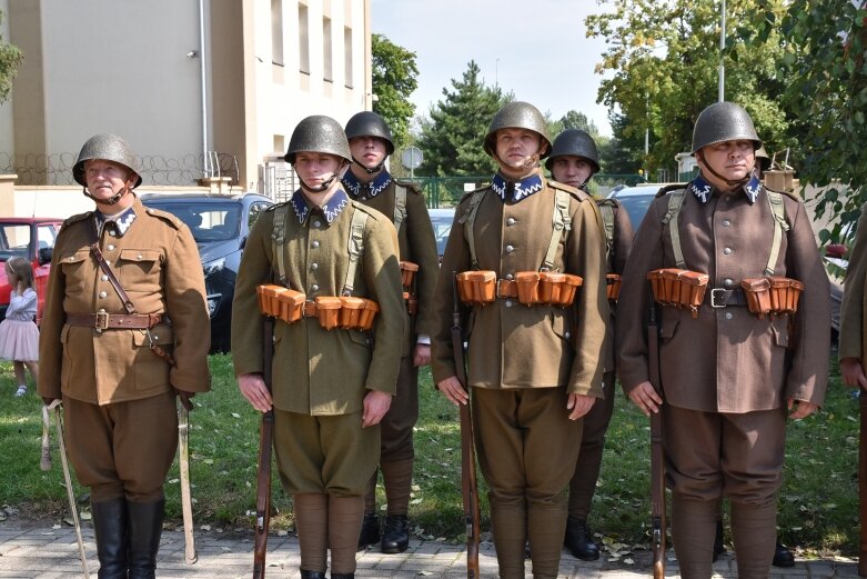  Święto Wojska Polskiego w Skierniewicach pod znakiem pikniku żołnierskiego 