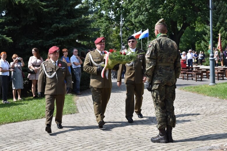  Święto Wojska Polskiego w Skierniewicach pod znakiem pikniku żołnierskiego 