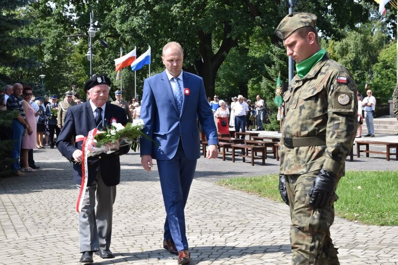  Święto Wojska Polskiego w Skierniewicach pod znakiem pikniku żołnierskiego 