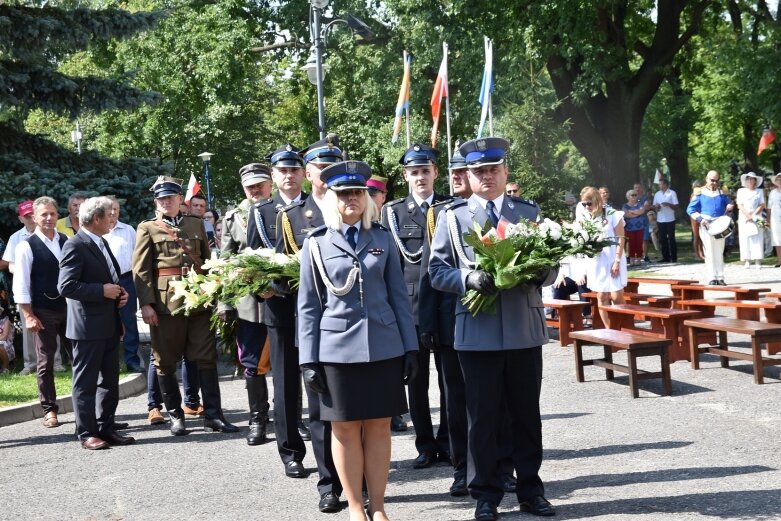  Święto Wojska Polskiego w Skierniewicach pod znakiem pikniku żołnierskiego 