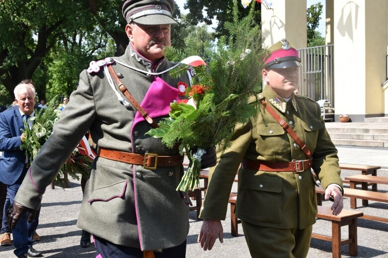  Święto Wojska Polskiego w Skierniewicach pod znakiem pikniku żołnierskiego 