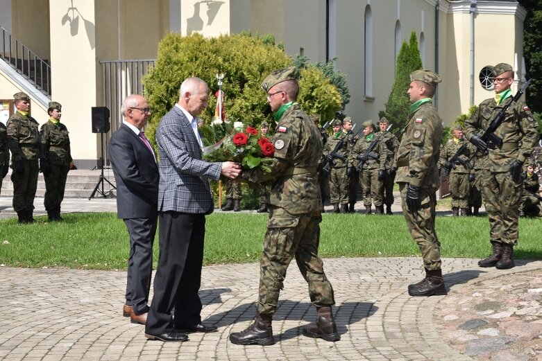  Święto Wojska Polskiego w Skierniewicach pod znakiem pikniku żołnierskiego 