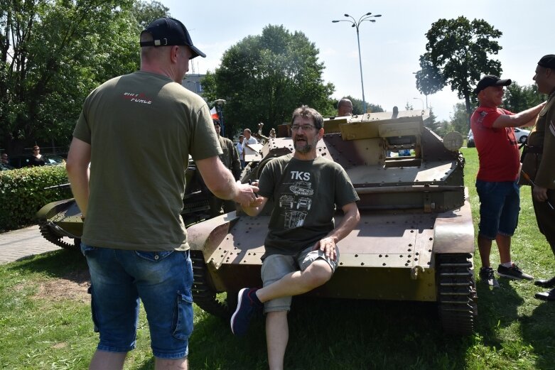  Święto Wojska Polskiego w Skierniewicach pod znakiem pikniku żołnierskiego 