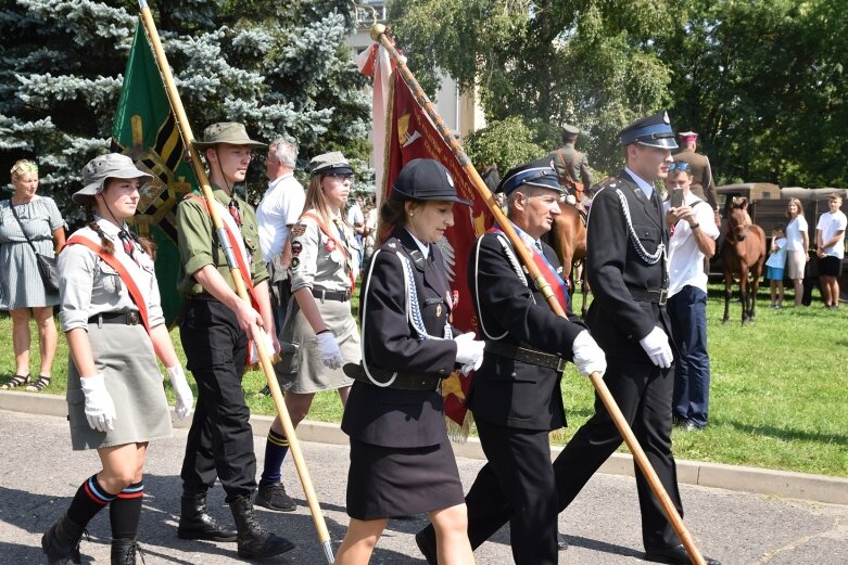  Święto Wojska Polskiego w Skierniewicach pod znakiem pikniku żołnierskiego 