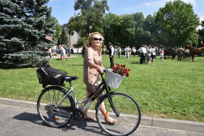  Święto Wojska Polskiego w Skierniewicach pod znakiem pikniku żołnierskiego 