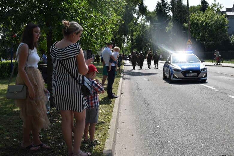  Święto Wojska Polskiego w Skierniewicach pod znakiem pikniku żołnierskiego 