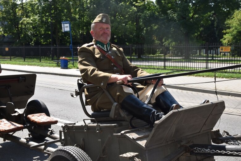  Święto Wojska Polskiego w Skierniewicach pod znakiem pikniku żołnierskiego 