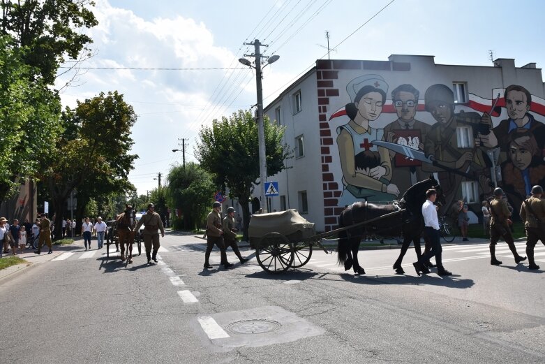  Święto Wojska Polskiego w Skierniewicach pod znakiem pikniku żołnierskiego 