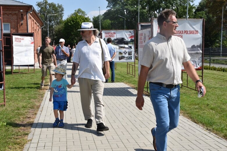  Święto Wojska Polskiego w Skierniewicach pod znakiem pikniku żołnierskiego 