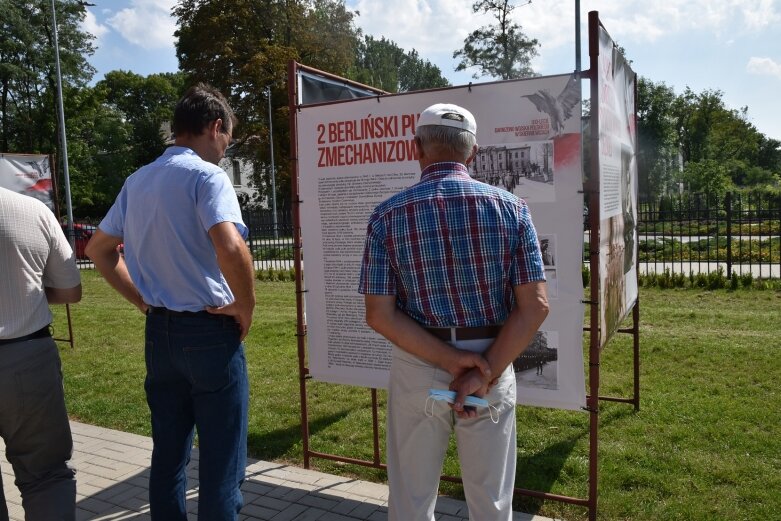  Święto Wojska Polskiego w Skierniewicach pod znakiem pikniku żołnierskiego 