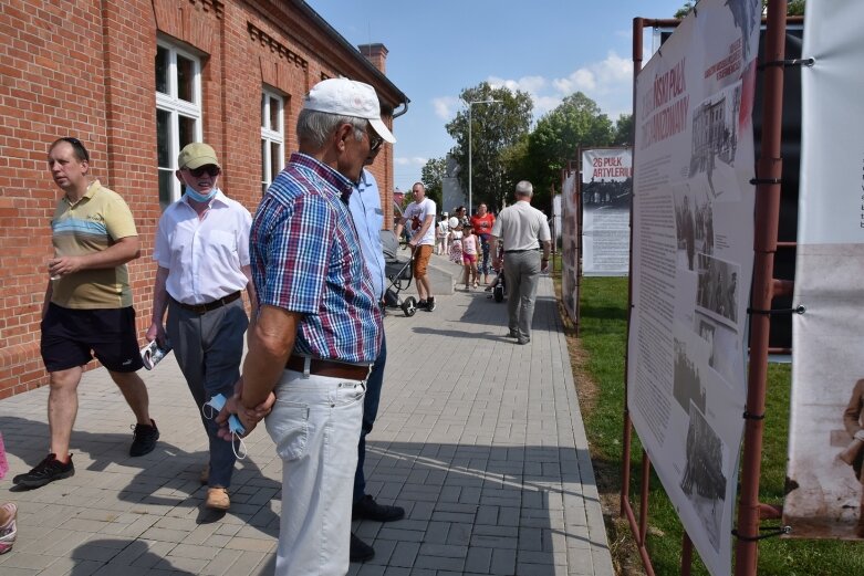  Święto Wojska Polskiego w Skierniewicach pod znakiem pikniku żołnierskiego 