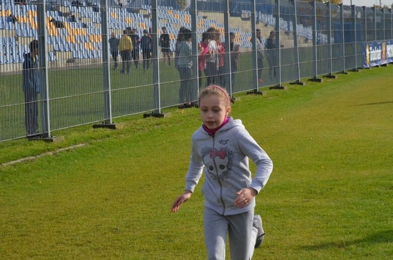  Szkolne przełaje na stadionie przy ulicy Pomologicznej 