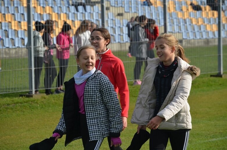  Szkolne przełaje na stadionie przy ulicy Pomologicznej 